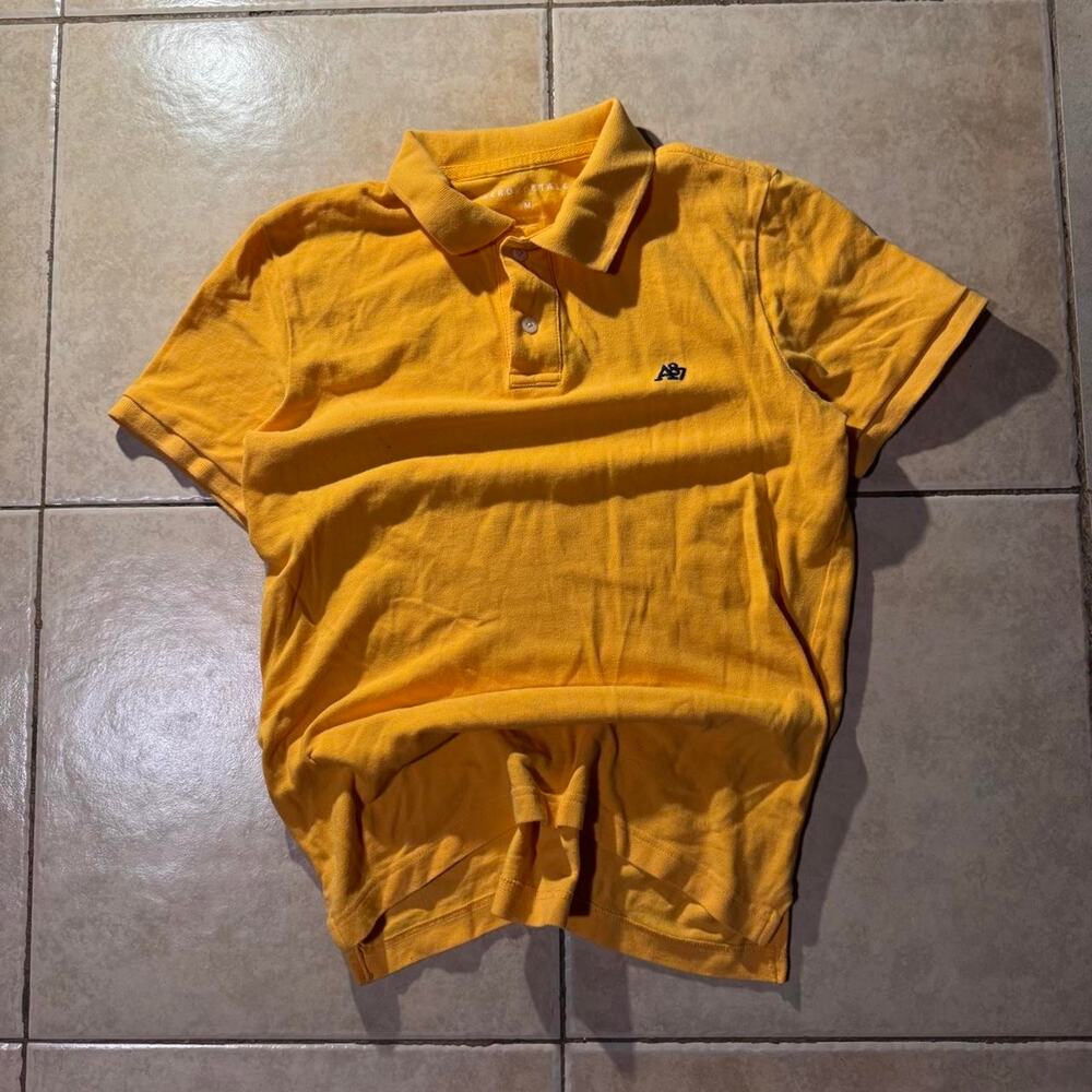 Yellow aeropostale polo shirt size M in Mens